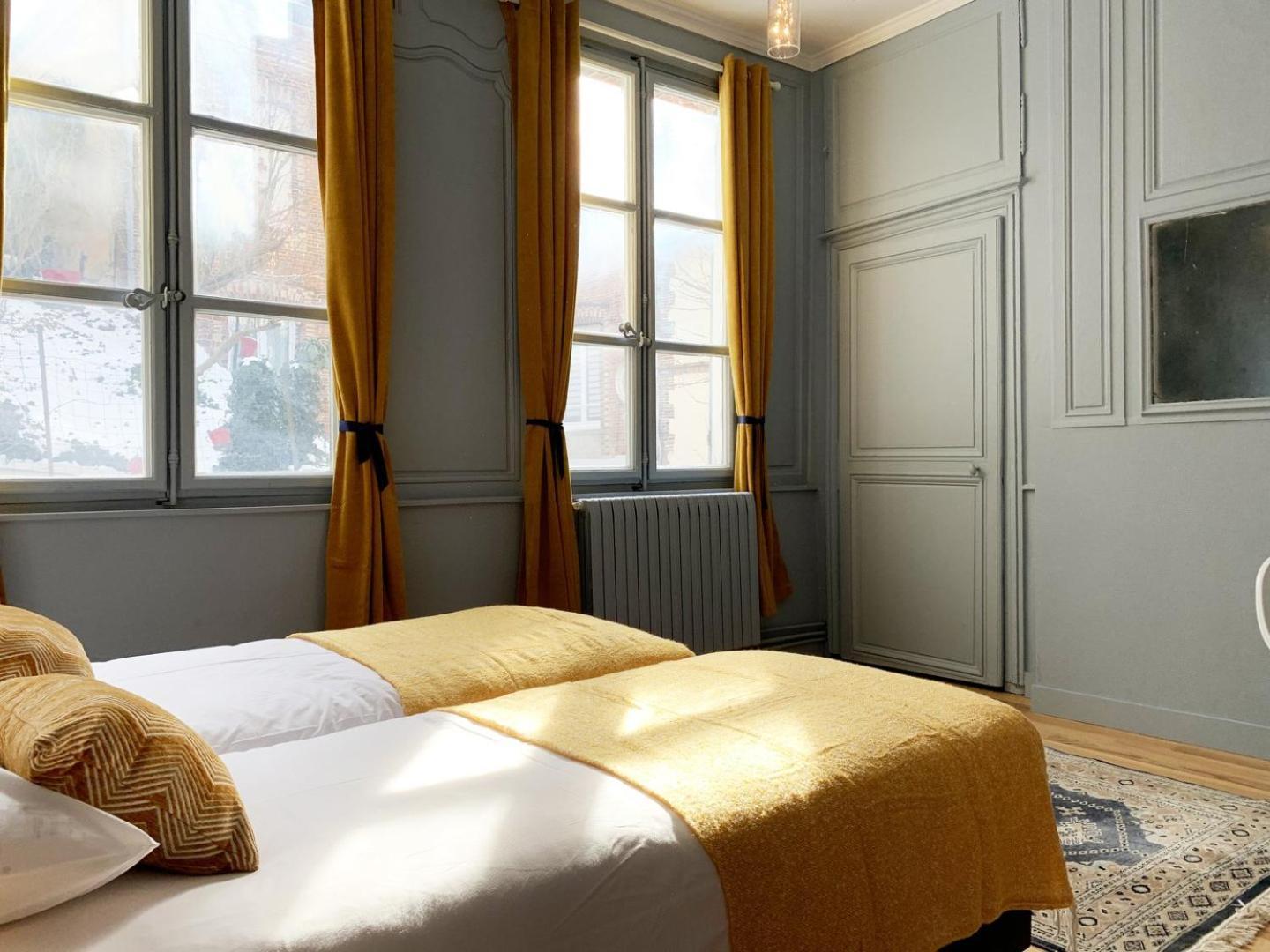 Gogh Apartment